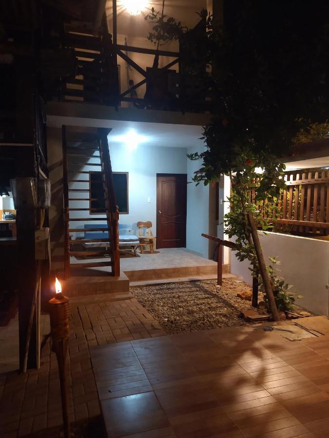 Hostal Moai Монтаньїта Екстер'єр фото