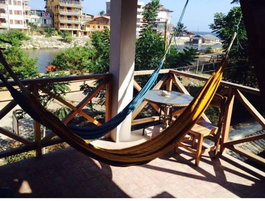 Hostal Moai Монтаньїта Екстер'єр фото