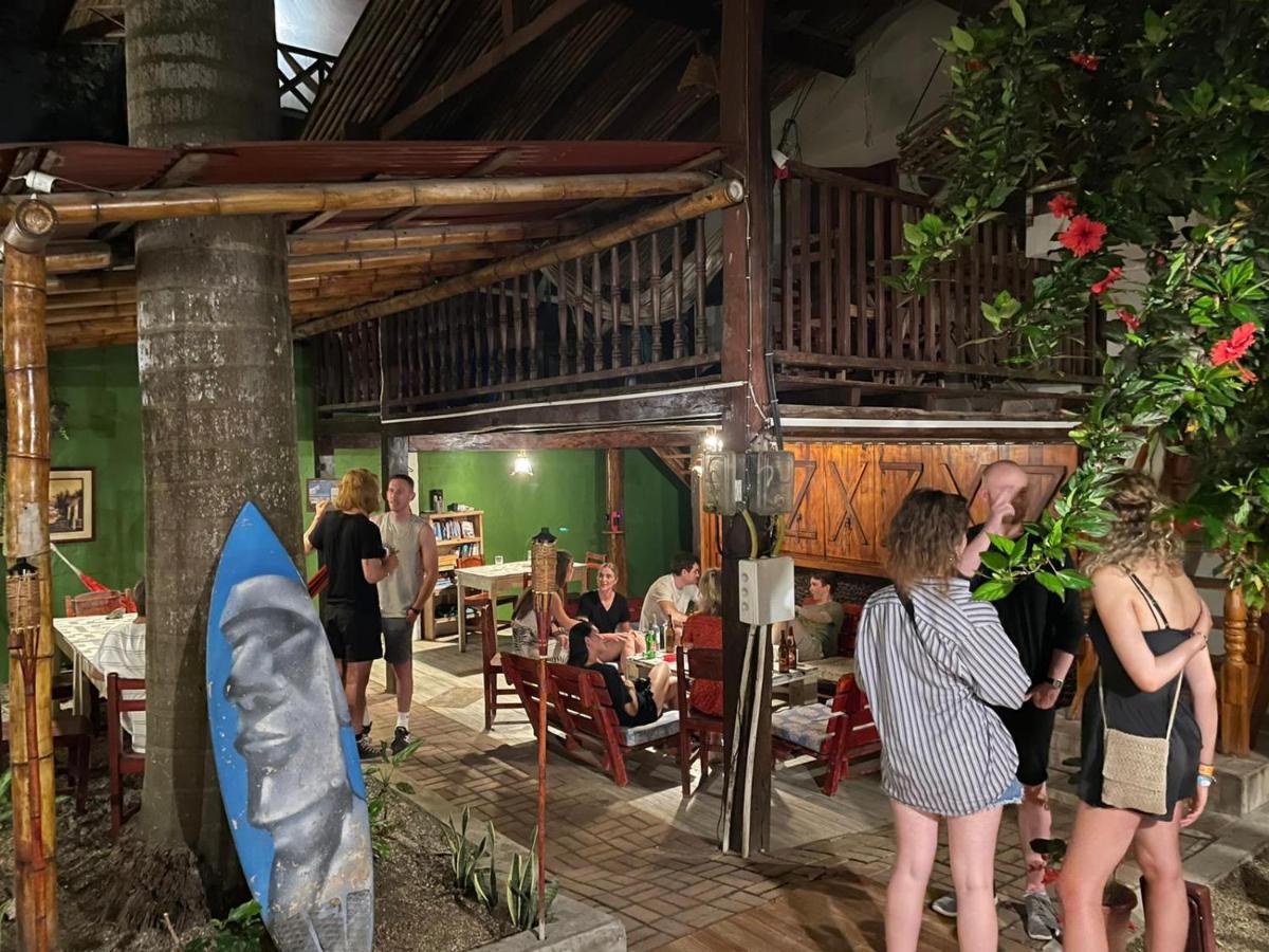 Hostal Moai Монтаньїта Екстер'єр фото