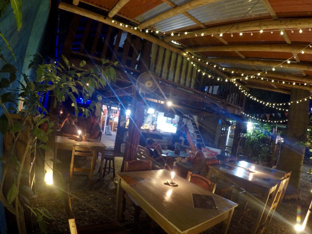 Hostal Moai Монтаньїта Екстер'єр фото