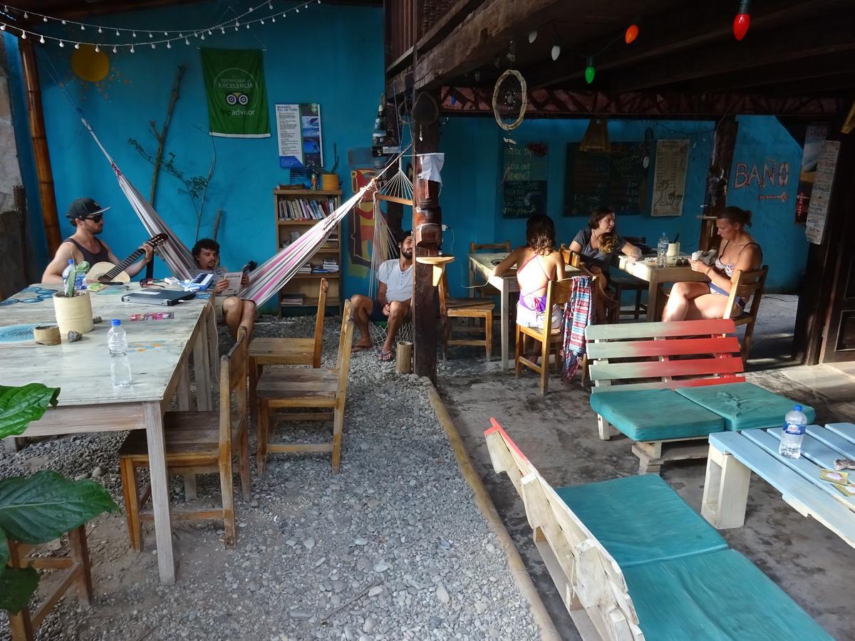 Hostal Moai Монтаньїта Екстер'єр фото