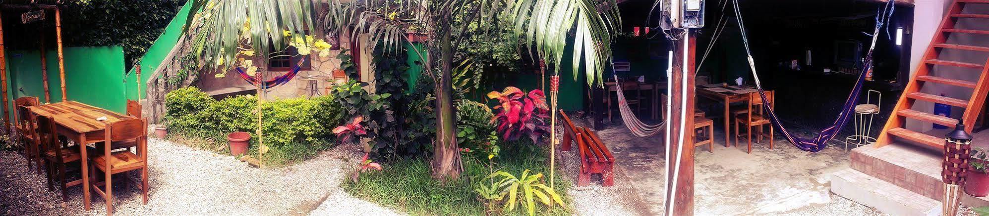 Hostal Moai Монтаньїта Екстер'єр фото